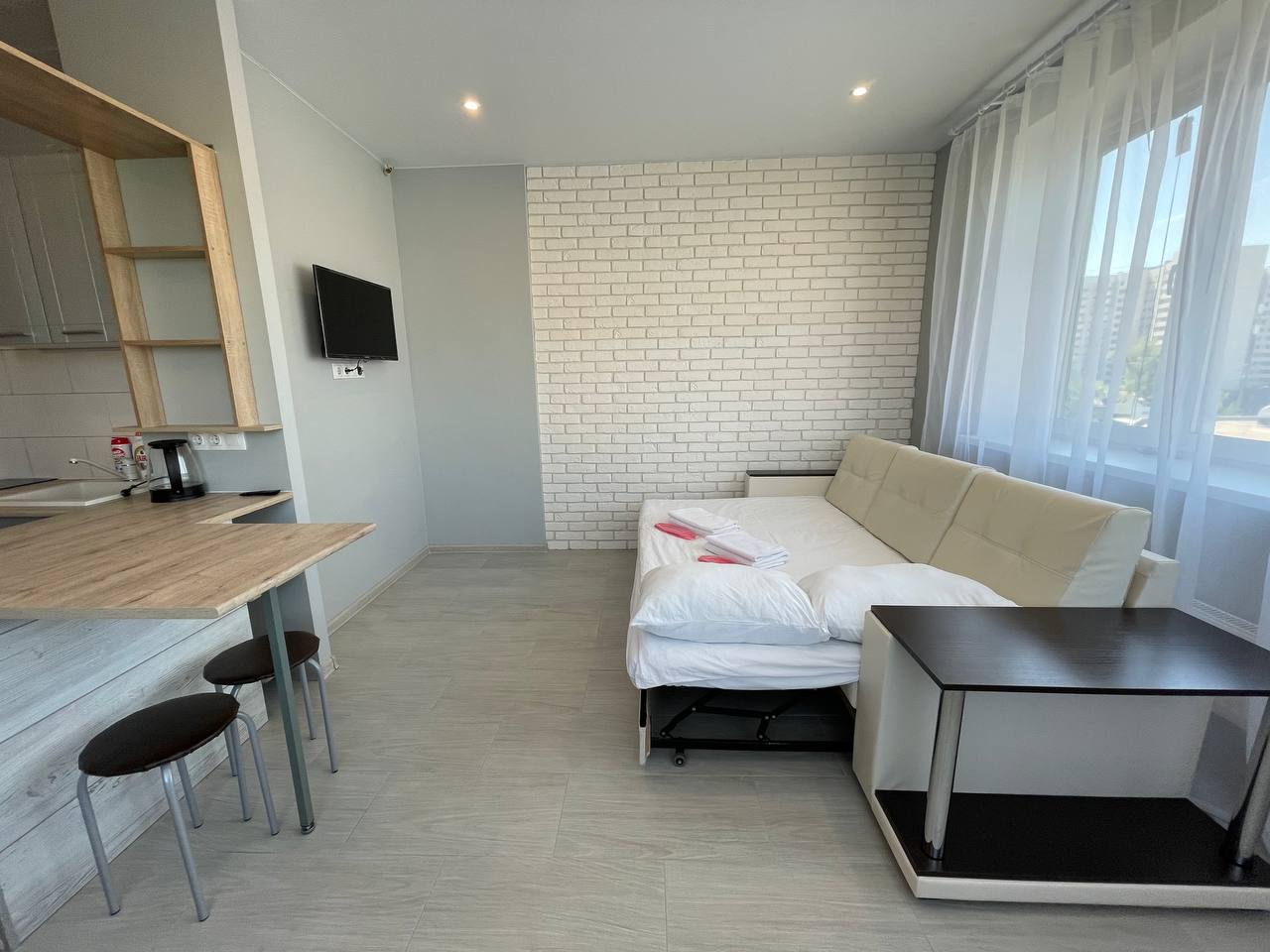 1-комнатная Квартира "ColorApartments" с бесплатным Wi-Fi в 10-ти минутах от станции г. Королев!