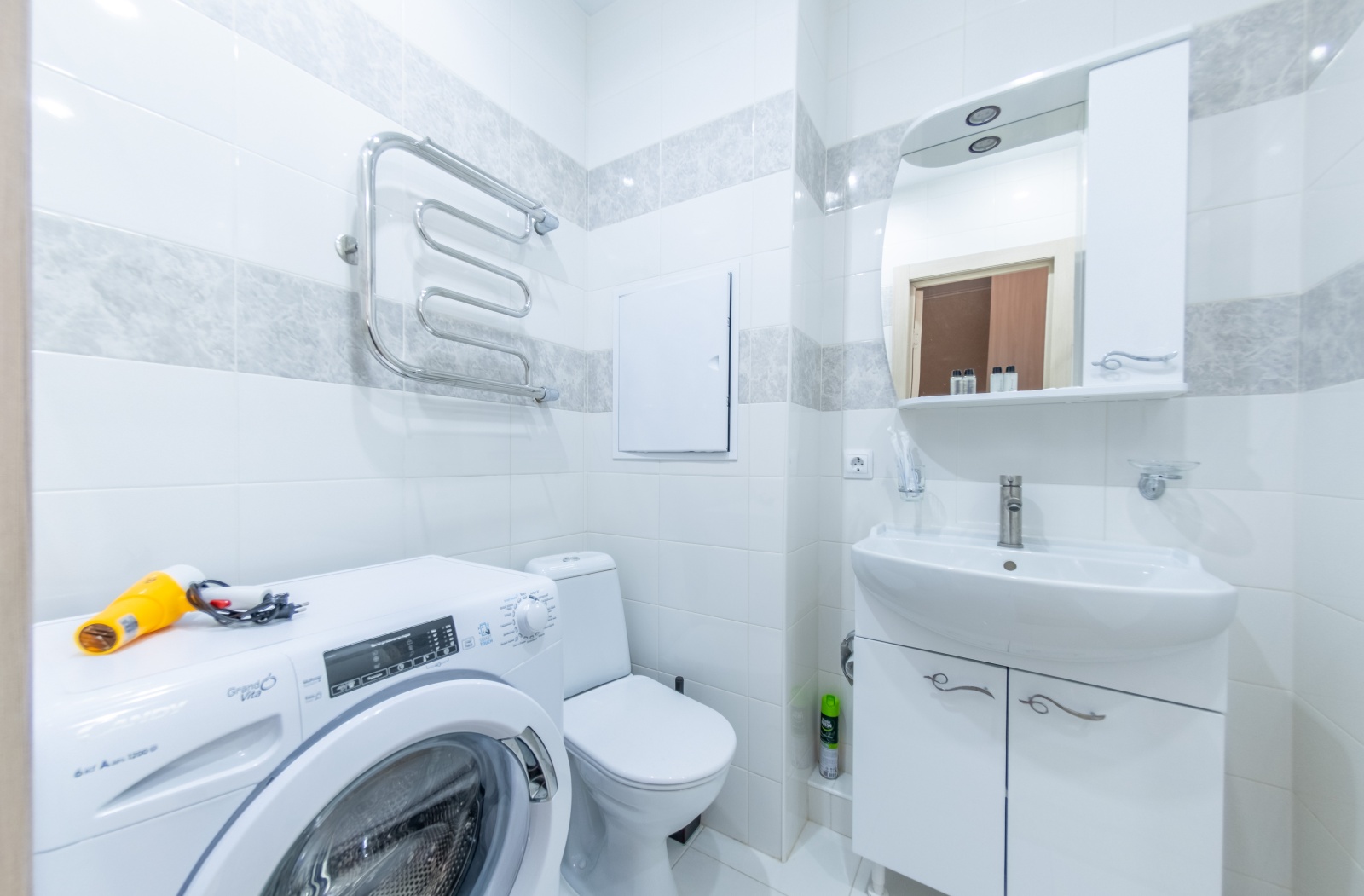 1-комнатная Квартира "ColorApartments" с бесплатным Wi-Fi в 10-ти минутах от станции г. Королев!